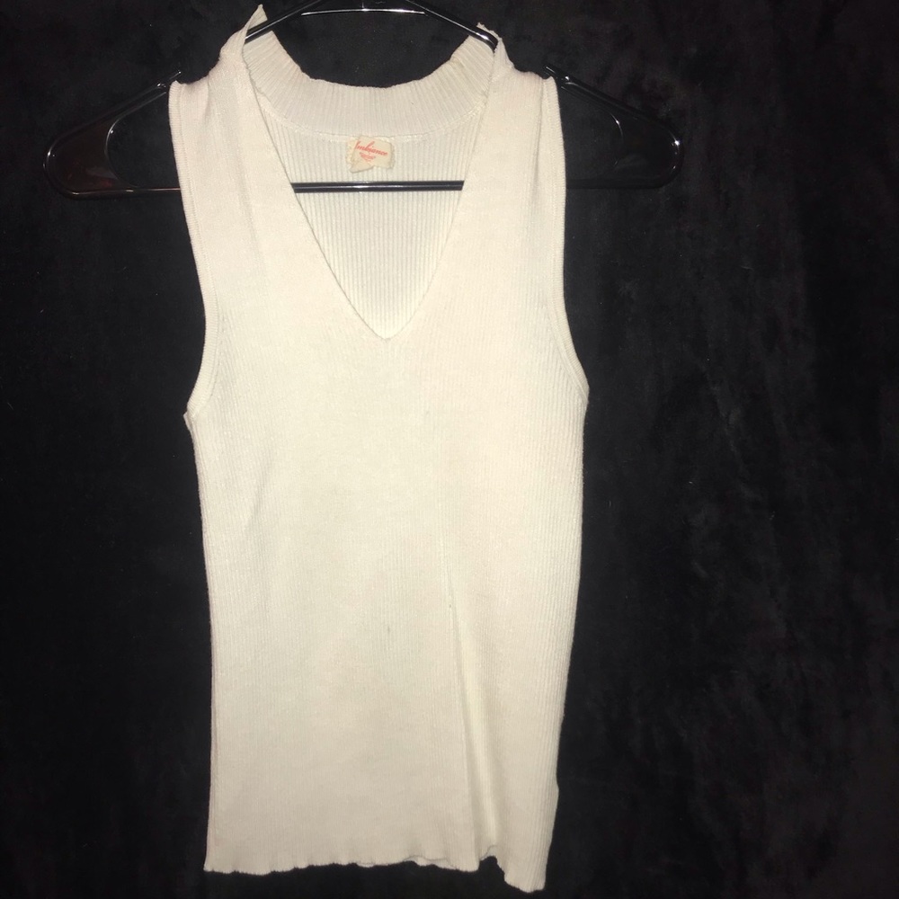 White v neck